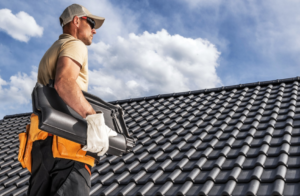 SHOULD YOU REPAIR OR REPLACE YOUR ROOF? A TEXAS HOMEOWNER’S DECISION GUIDE